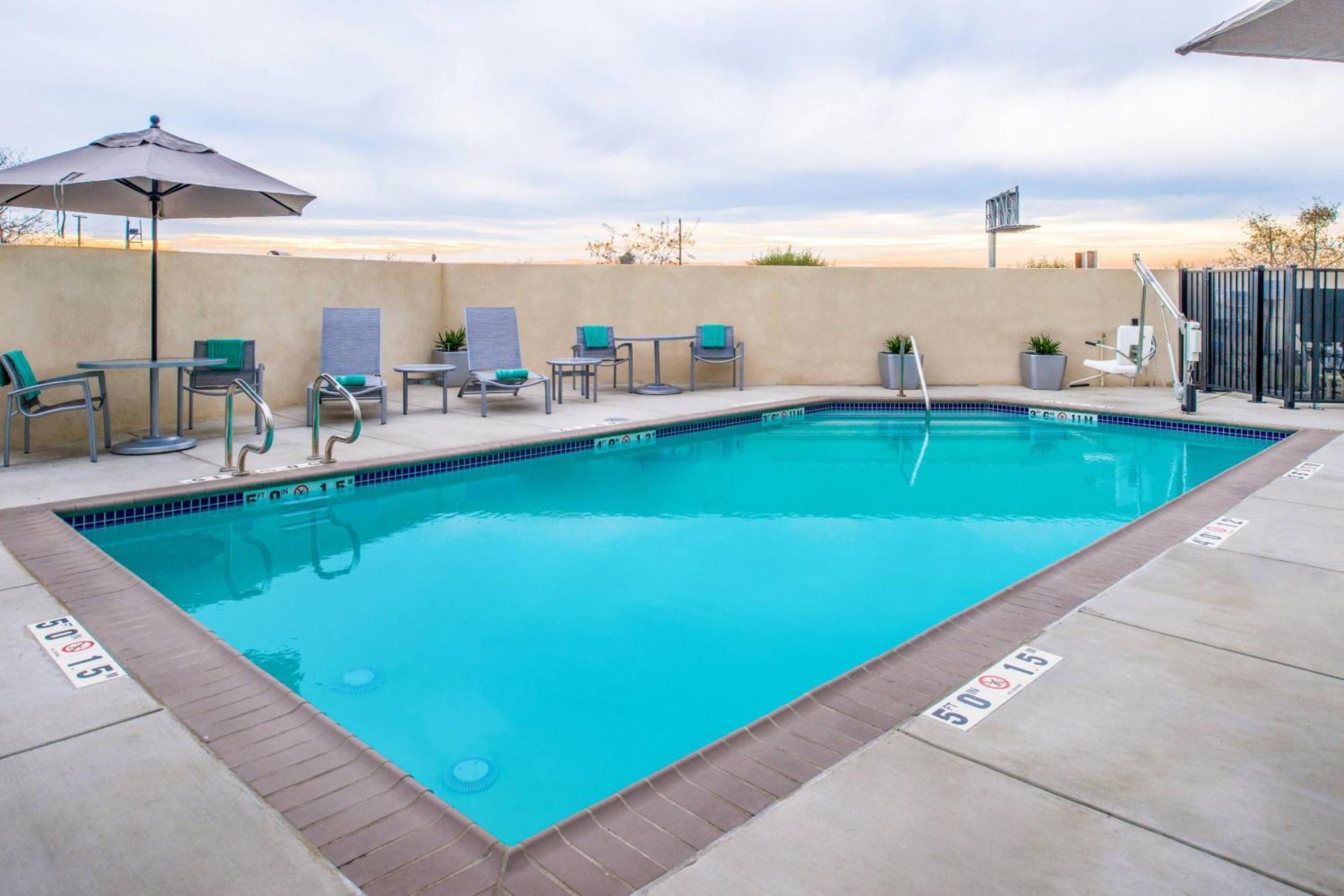 Towneplace Suites By Marriott Merced Dış mekan fotoğraf