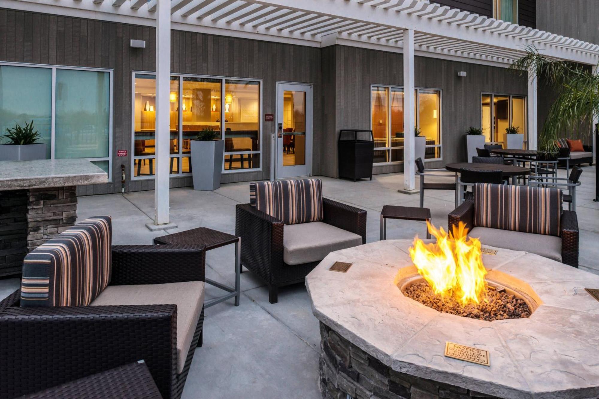 Towneplace Suites By Marriott Merced Dış mekan fotoğraf